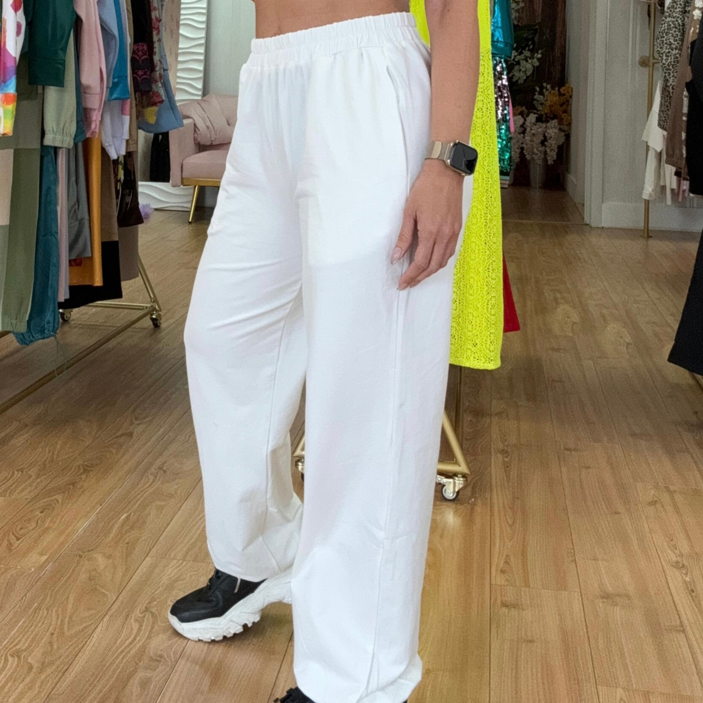Set de pantalón largo y top con detalles plateados